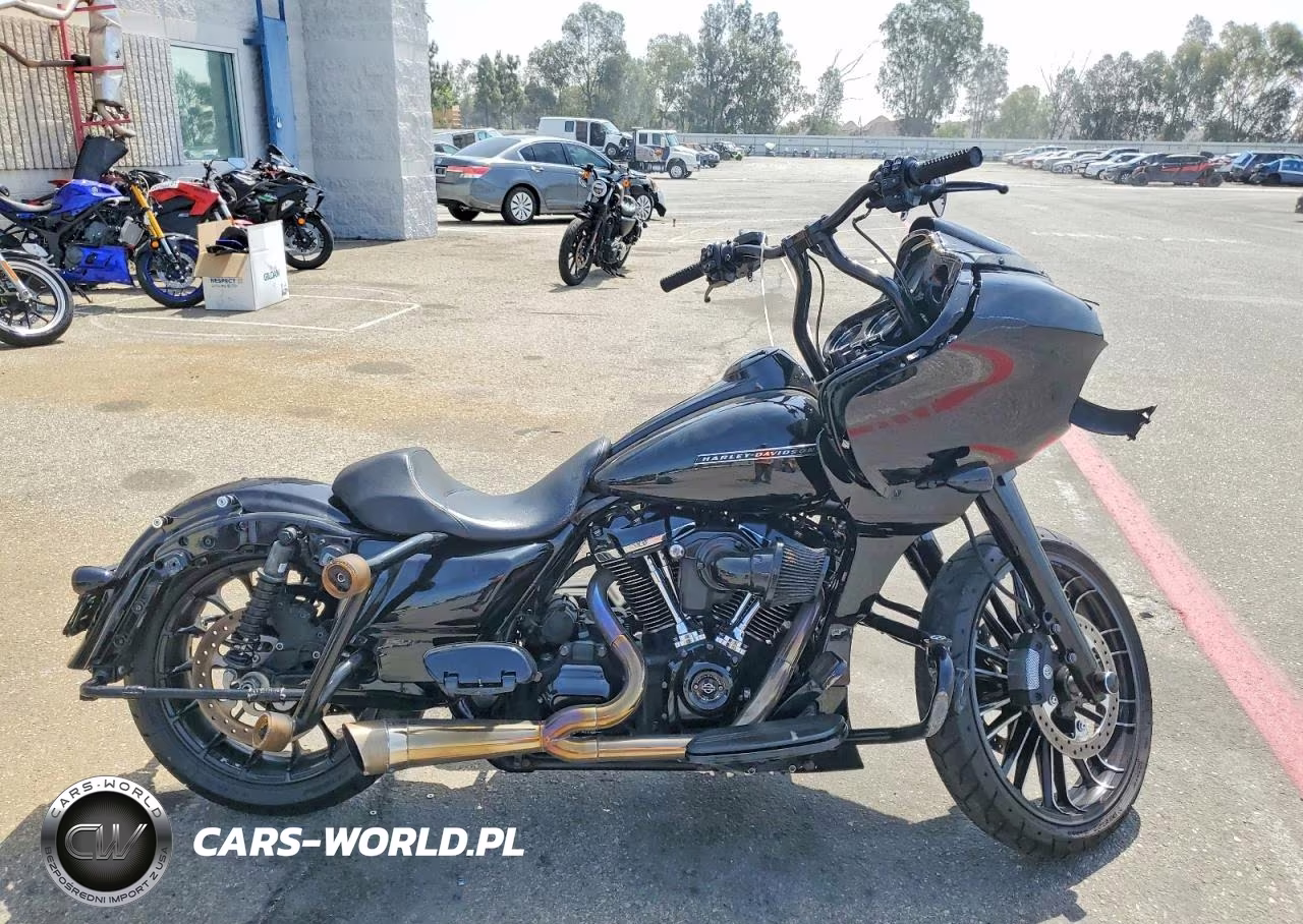 2018 Harley-Davidson Fltrxs Road Glide Special