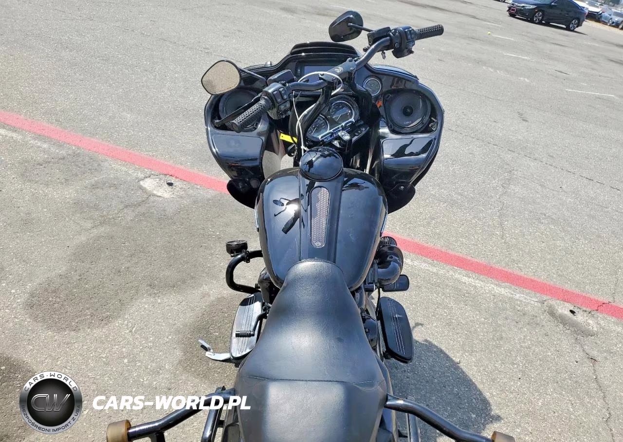 2018 Harley-Davidson Fltrxs Road Glide Special VIN:1HD1KTC36JB632995 - 6