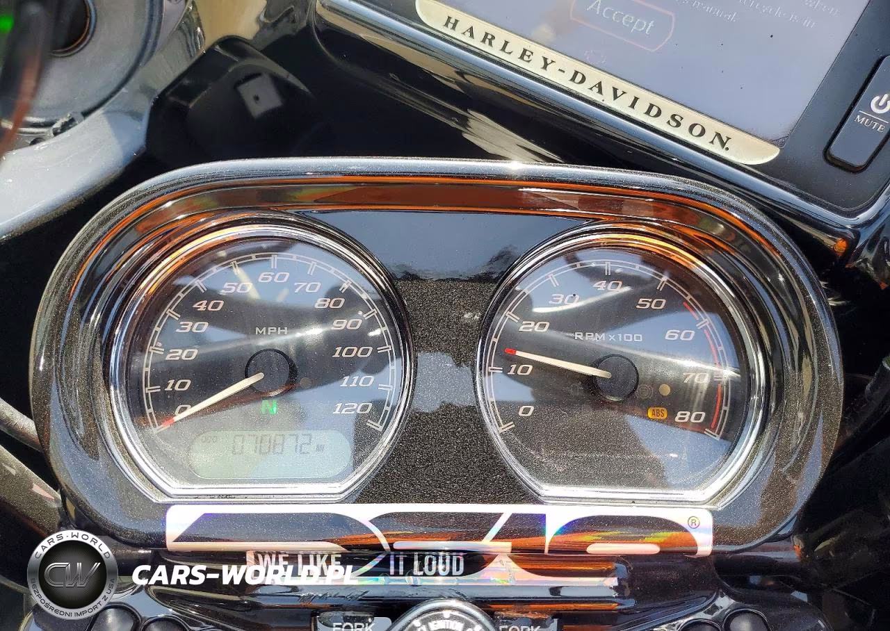 2018 Harley-Davidson Fltrxs Road Glide Special VIN:1HD1KTC36JB632995 - 7