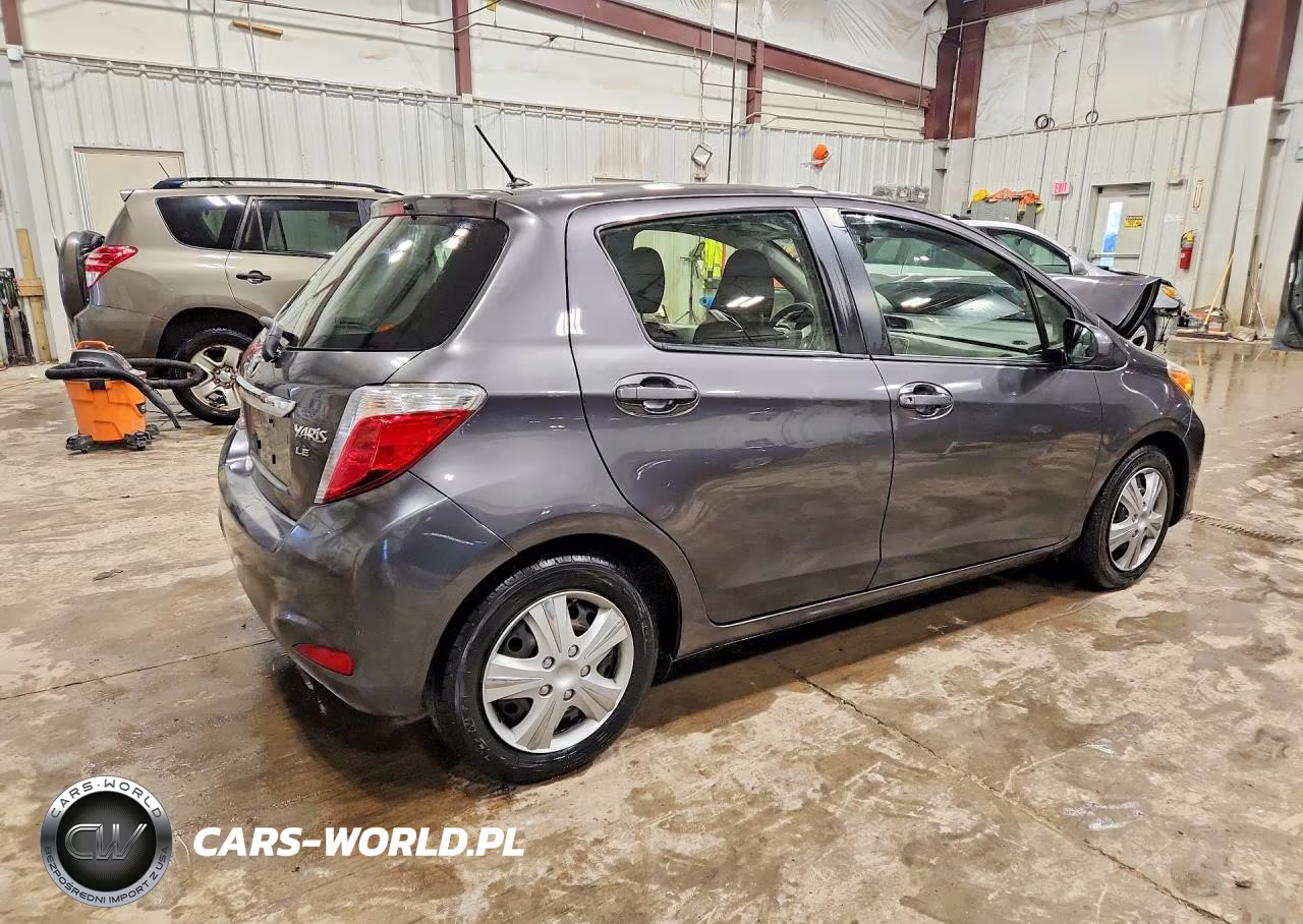 2012 Toyota Yaris 5-Door Le VIN:JTDKTUD36CD531146 - 3