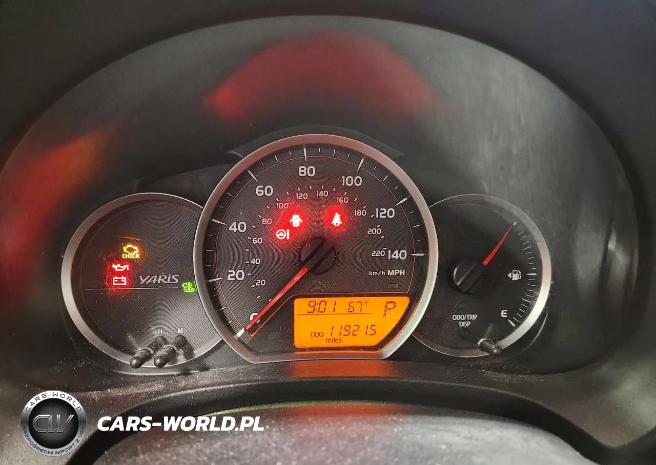 2012 Toyota Yaris 5-Door Le VIN:JTDKTUD36CD531146 - 9