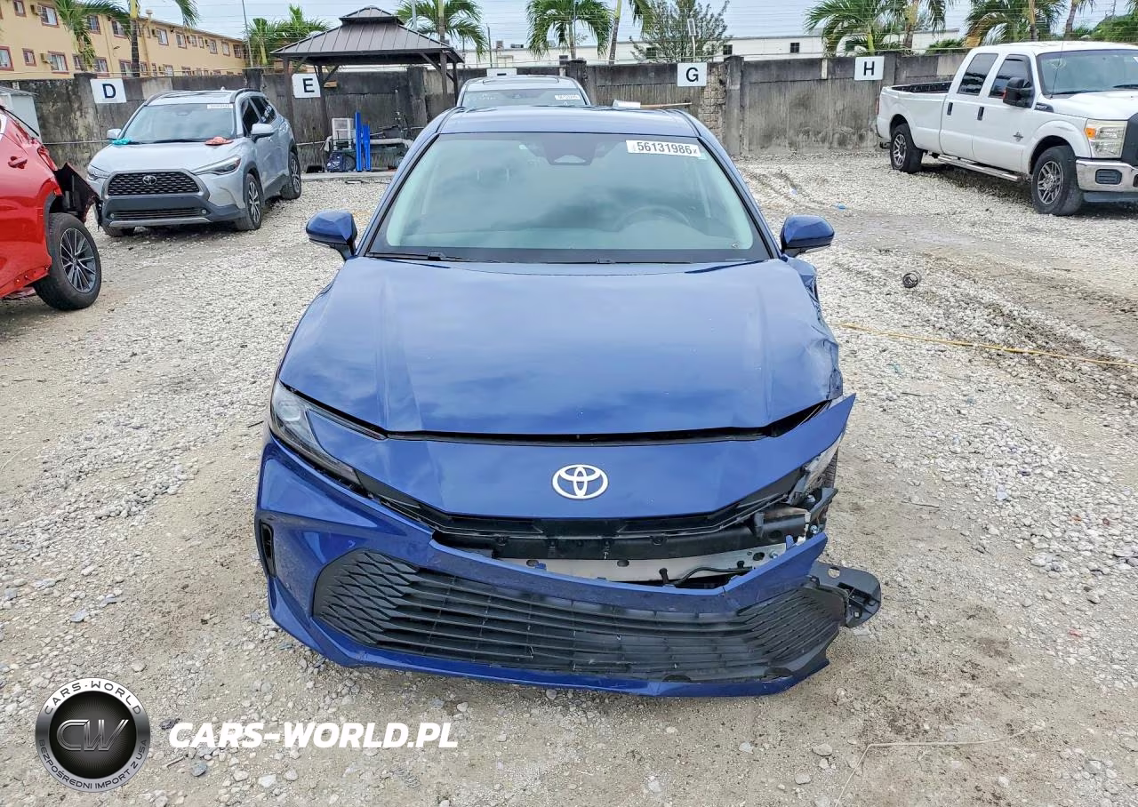 2025 Toyota Camry Le VIN:4T1DAACK5SU094675 - 5