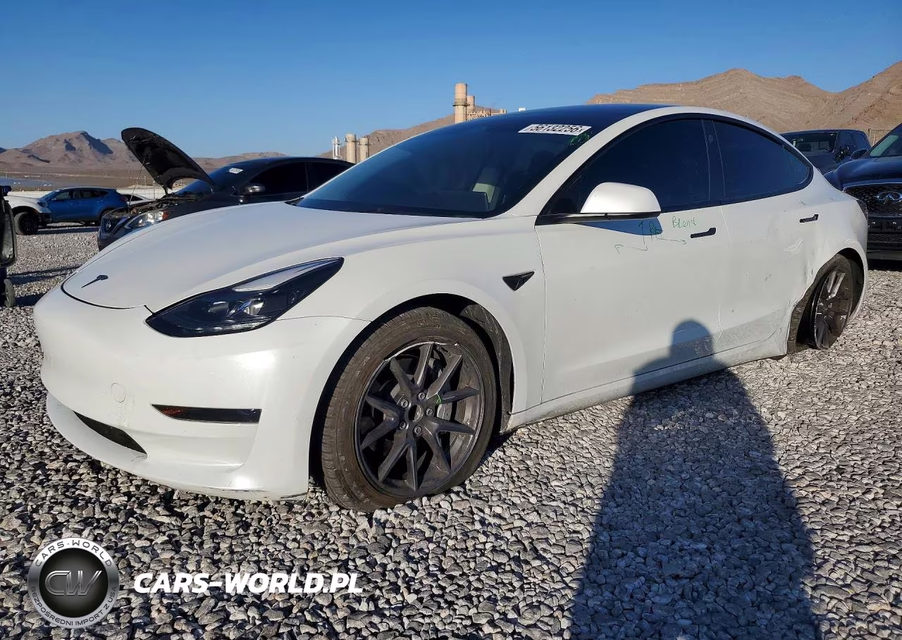2023 Tesla Model 3 VIN:5YJ3E1EAXPF640203 - 1