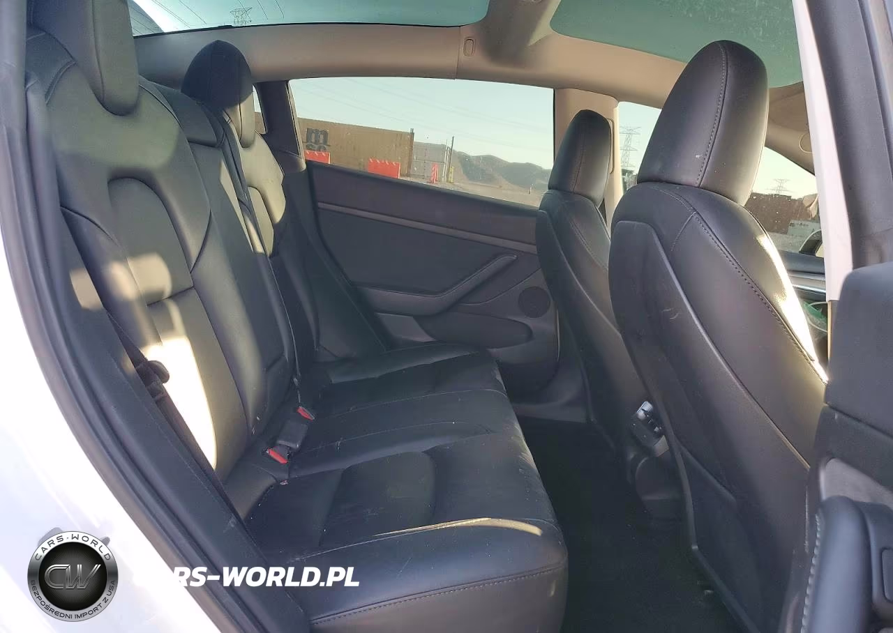 2023 Tesla Model 3 VIN:5YJ3E1EAXPF640203 - 10