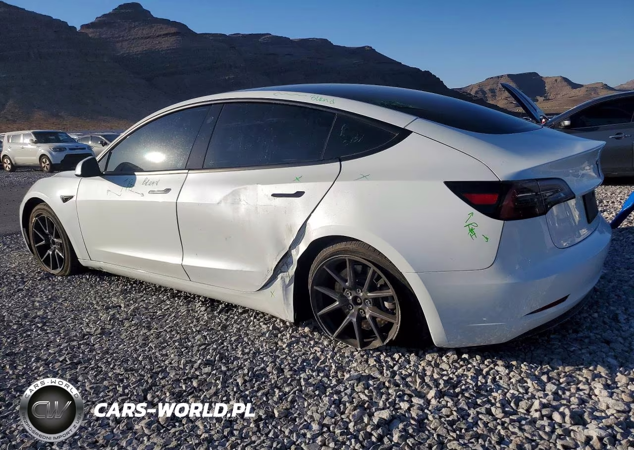 2023 Tesla Model 3 VIN:5YJ3E1EAXPF640203 - 2