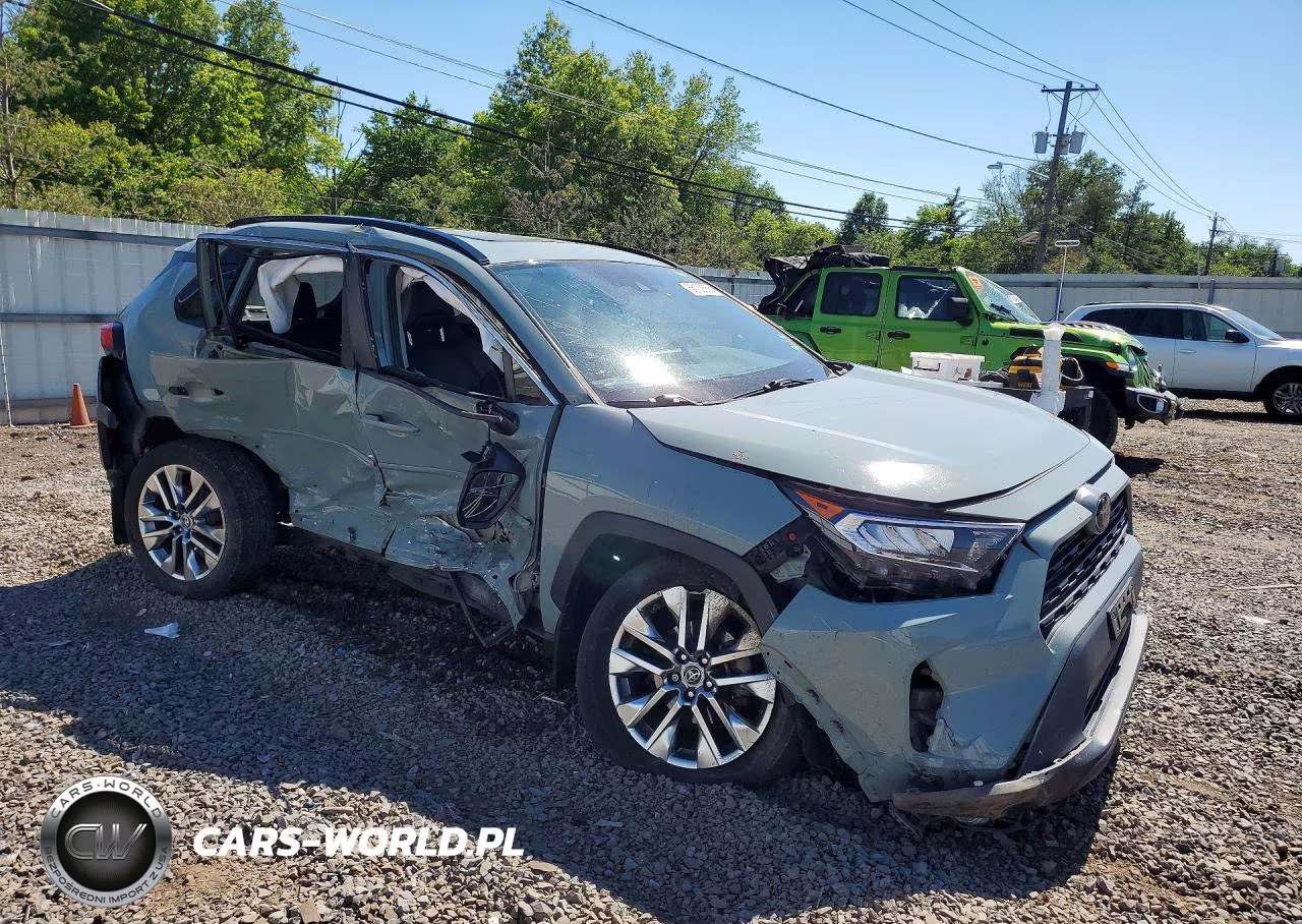 2019 Toyota Rav4 Xle Premium VIN:2T3A1RFV1KC032870 - 4