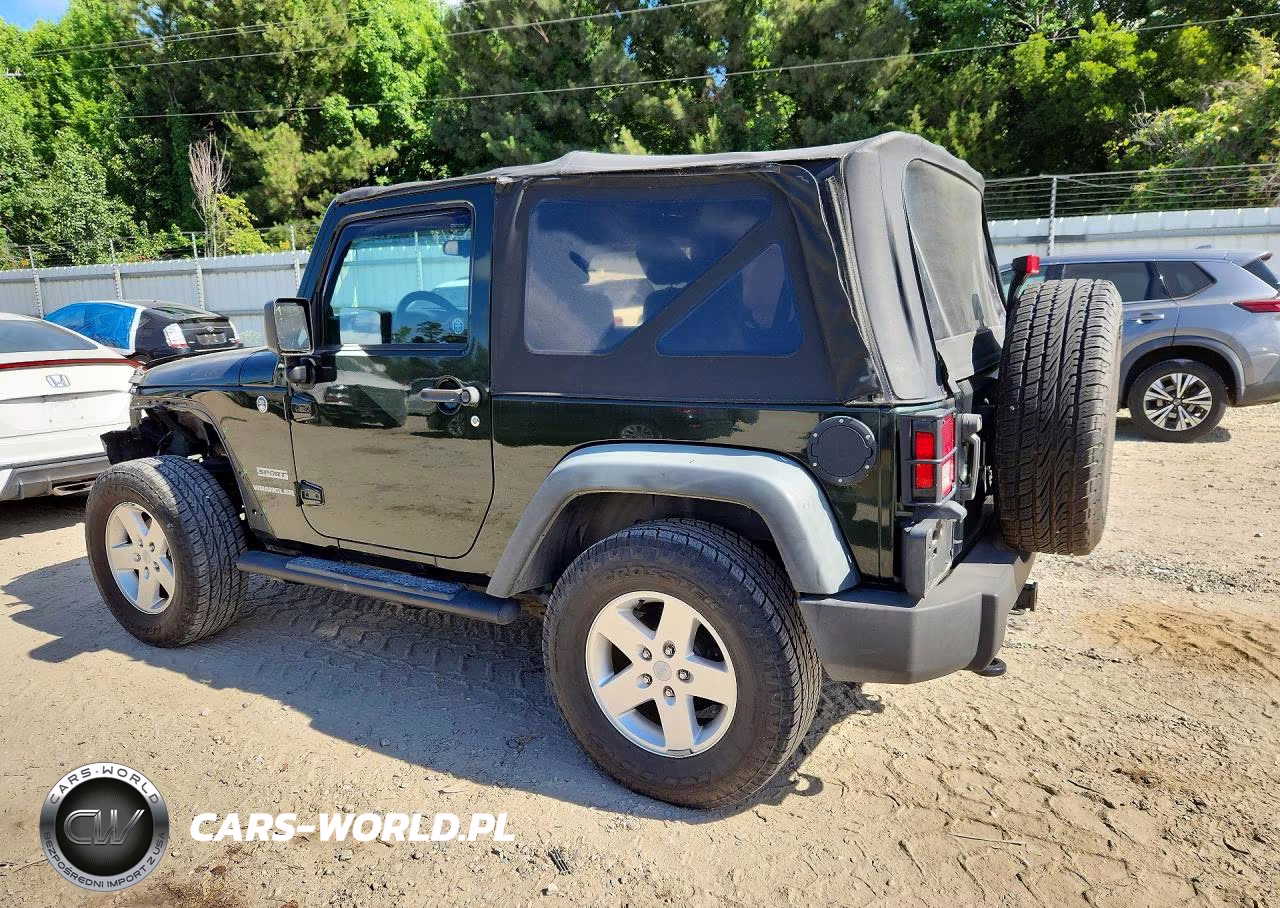 2011 Jeep Wrangler Sport VIN:1J4AA2D15BL601691 - 2