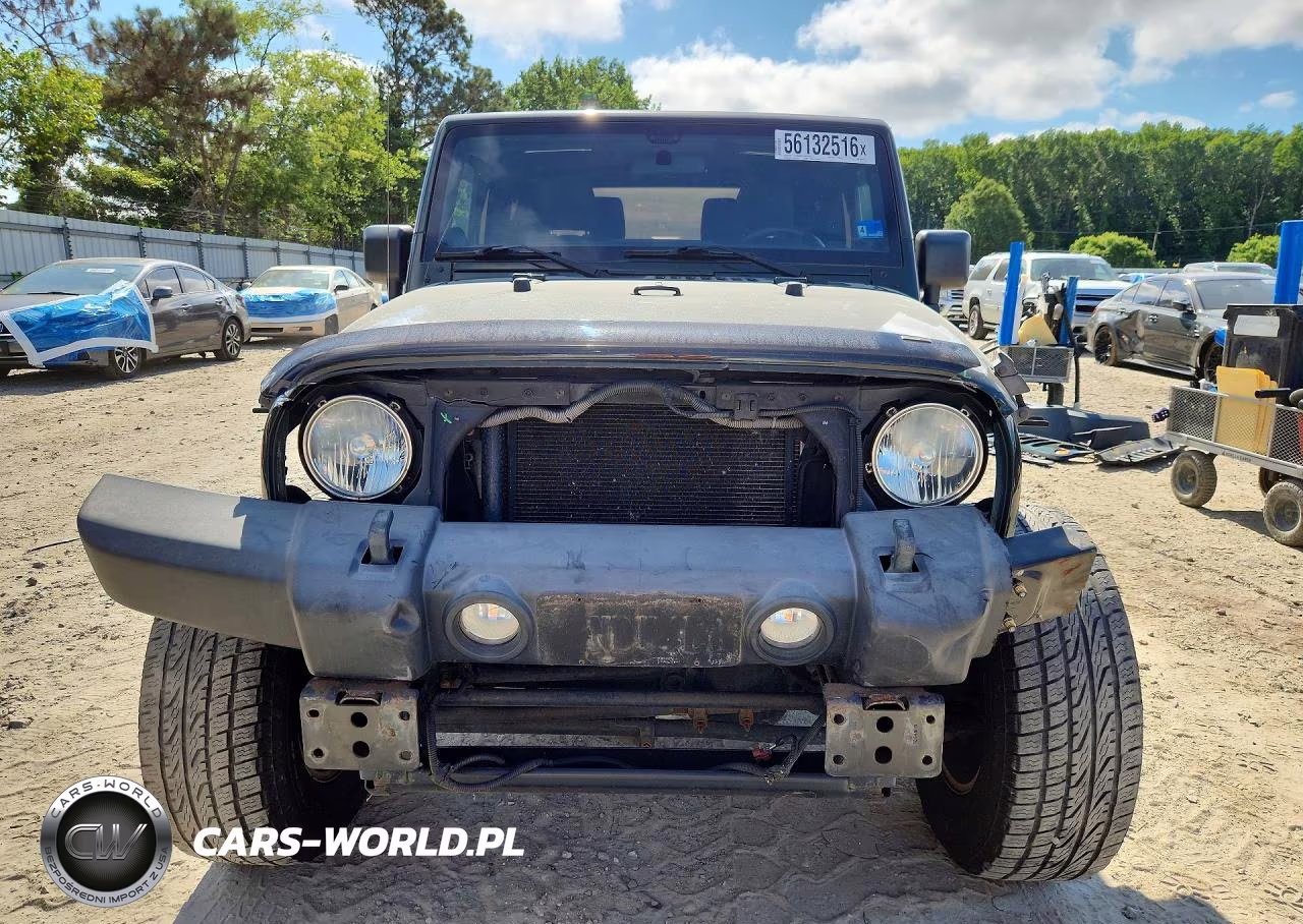 2011 Jeep Wrangler Sport VIN:1J4AA2D15BL601691 - 5