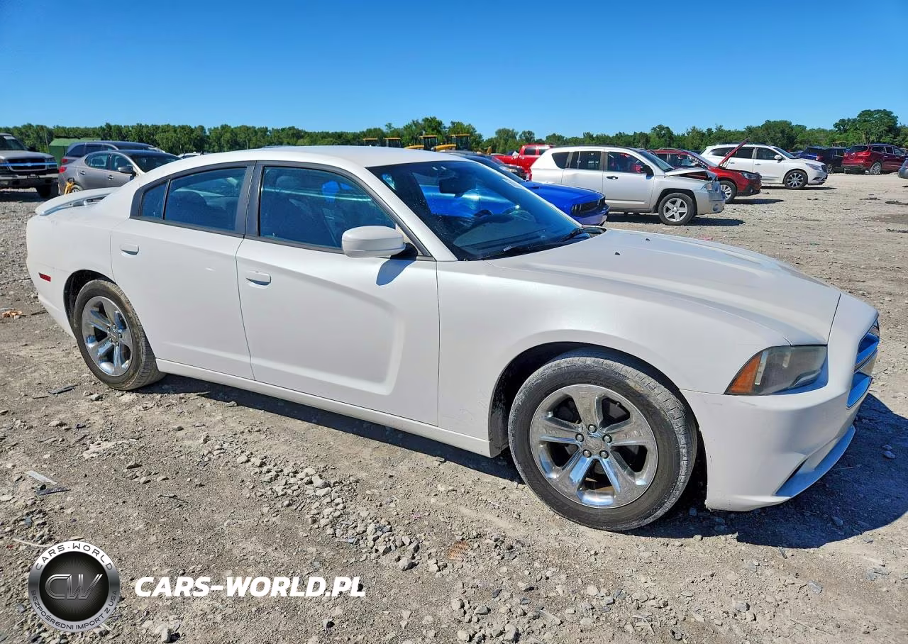2013 Dodge Charger Se VIN:2C3CDXBG7DH738615 - 4