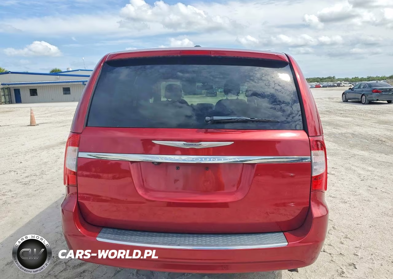 2013 Chrysler Town & Country Touring L VIN:2C4RC1CG0DR691944 - 6