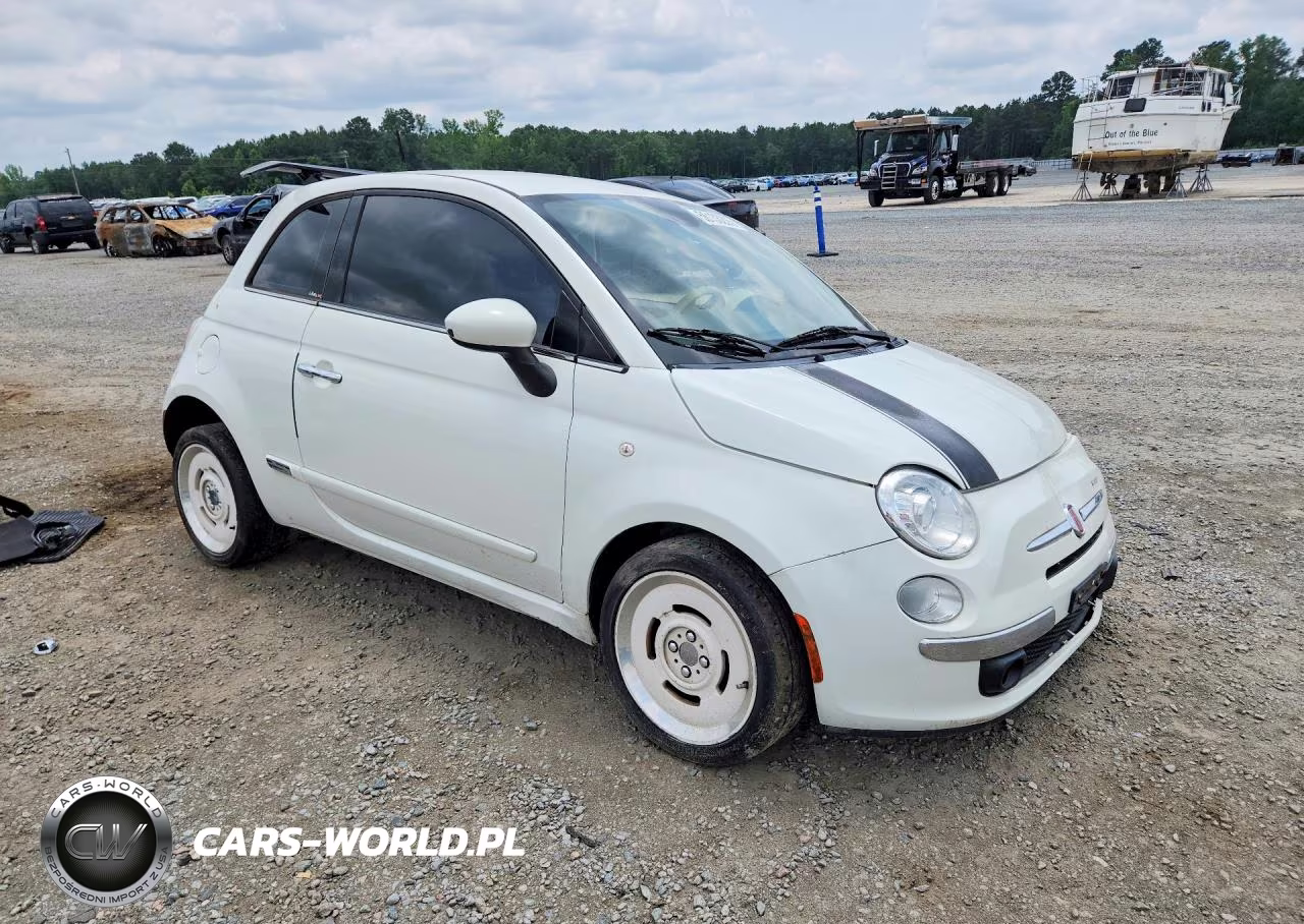 2015 Fiat 500 Lounge VIN:3C3CFFCRXFT570810 - 4