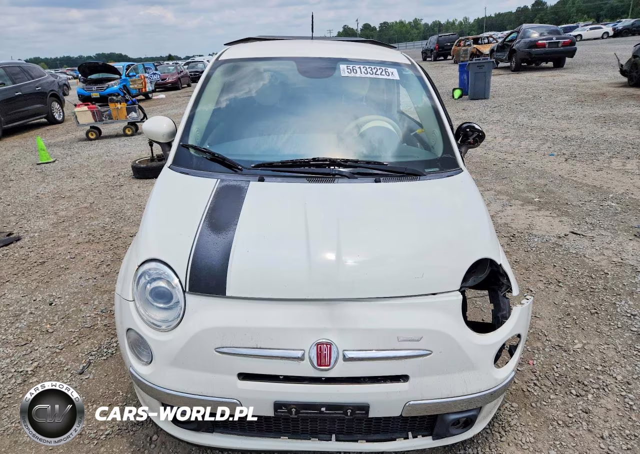 2015 Fiat 500 Lounge VIN:3C3CFFCRXFT570810 - 5