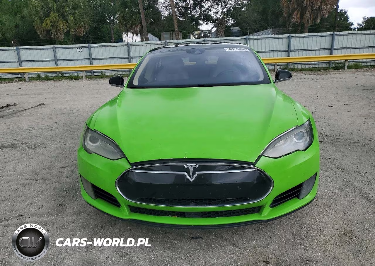 2016 Tesla Model S VIN:5YJSA1E20GF126716 - 5