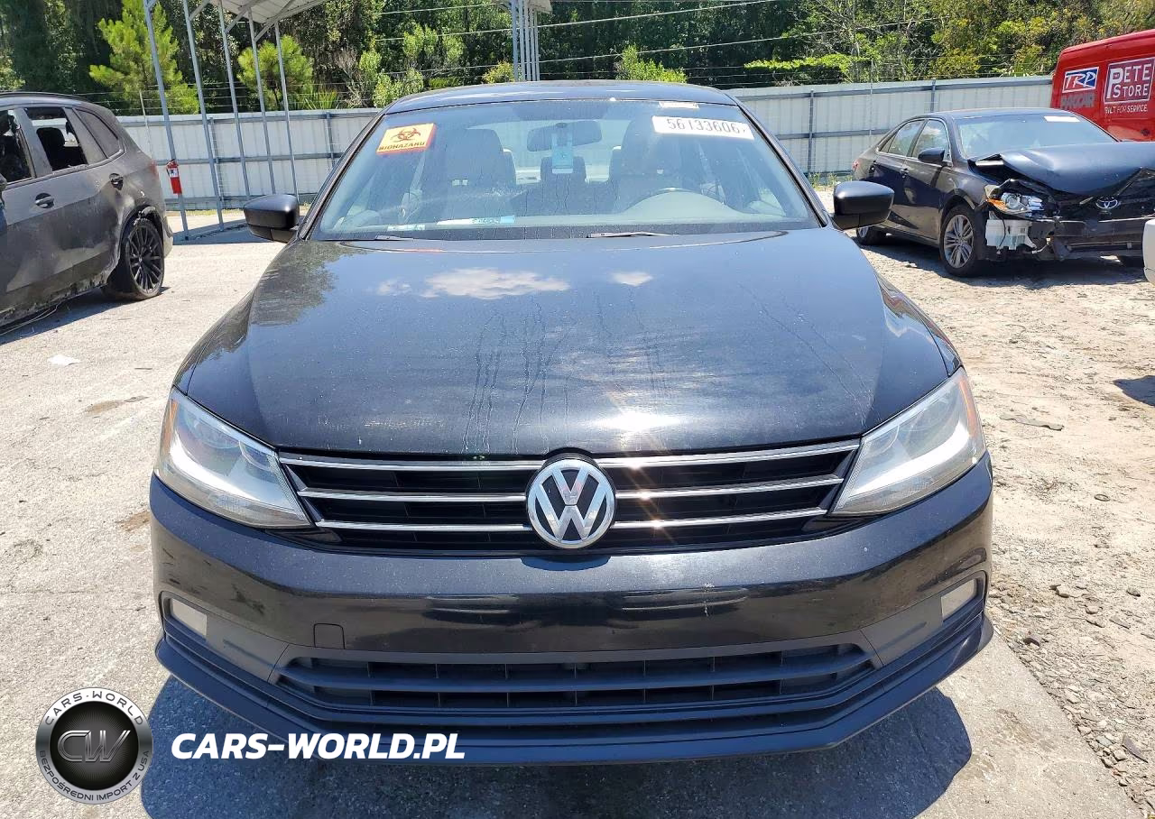 2016 Volkswagen Jetta Sport VIN:3VWD17AJ2GM414514 - 5