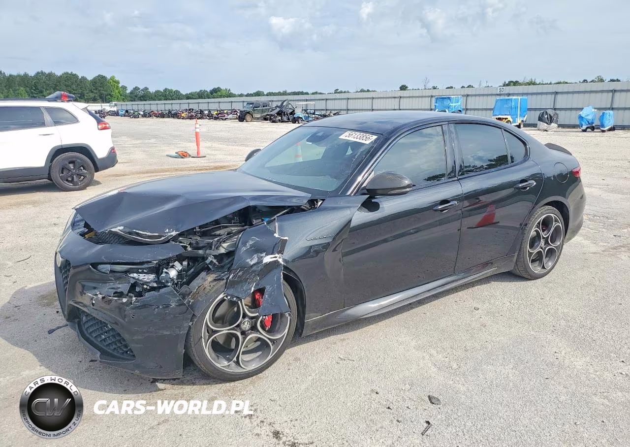 2021 Alfa Romeo Giulia Ti – zdjęcie 1 z 12
