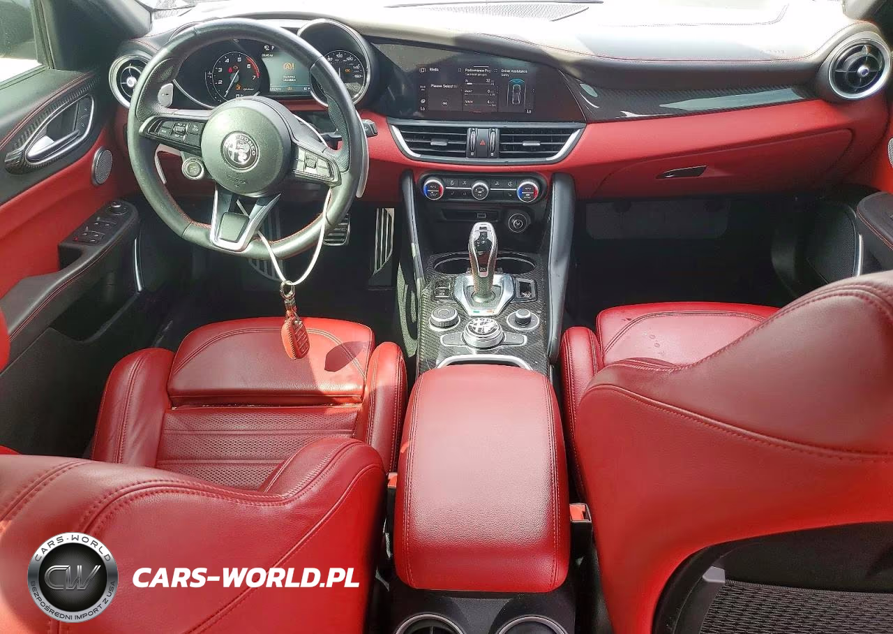 2021 Alfa Romeo Giulia Ti VIN:ZARFANBN8M7644894 - 8