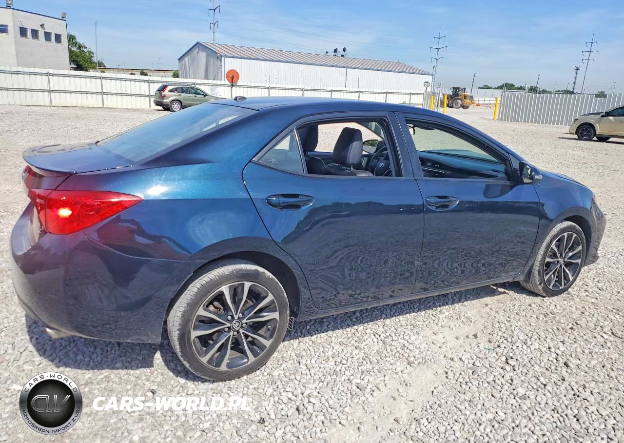 2017 Toyota Corolla Se VIN:2T1BURHE4HC912293 - 3
