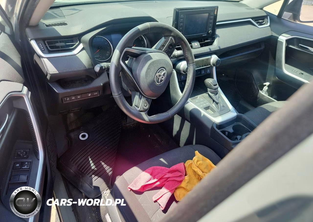 2021 Toyota Rav4 Xle VIN:2T3P1RFV3MW173175 - 8