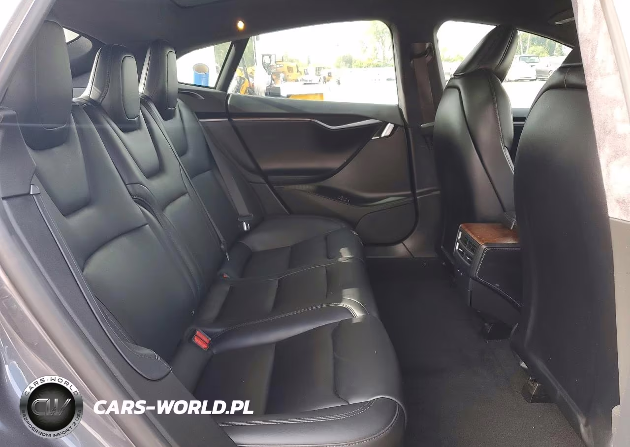 2020 Tesla Model S VIN:5YJSA1E24LF361632 - 10