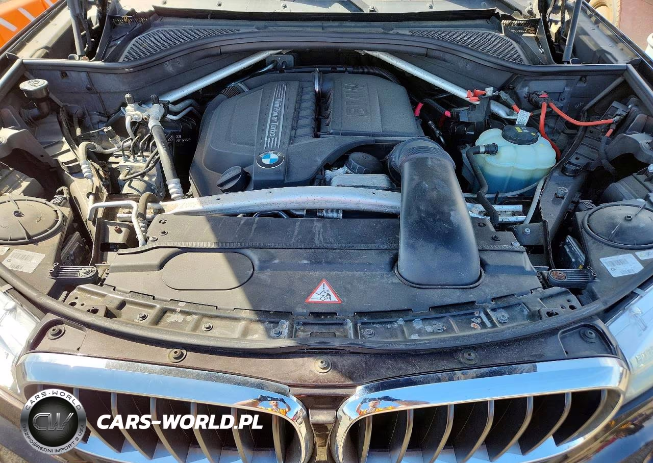 2016 BMW X5 xDrive35I VIN:5UXKR0C50G0P32532 - 12