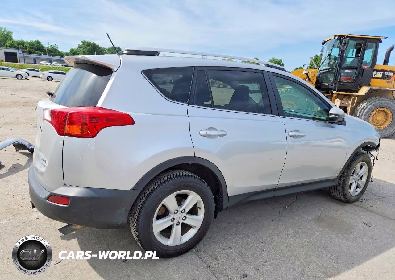 2014 Toyota Rav4 Xle VIN:JTMRFREV7ED089029 - 3