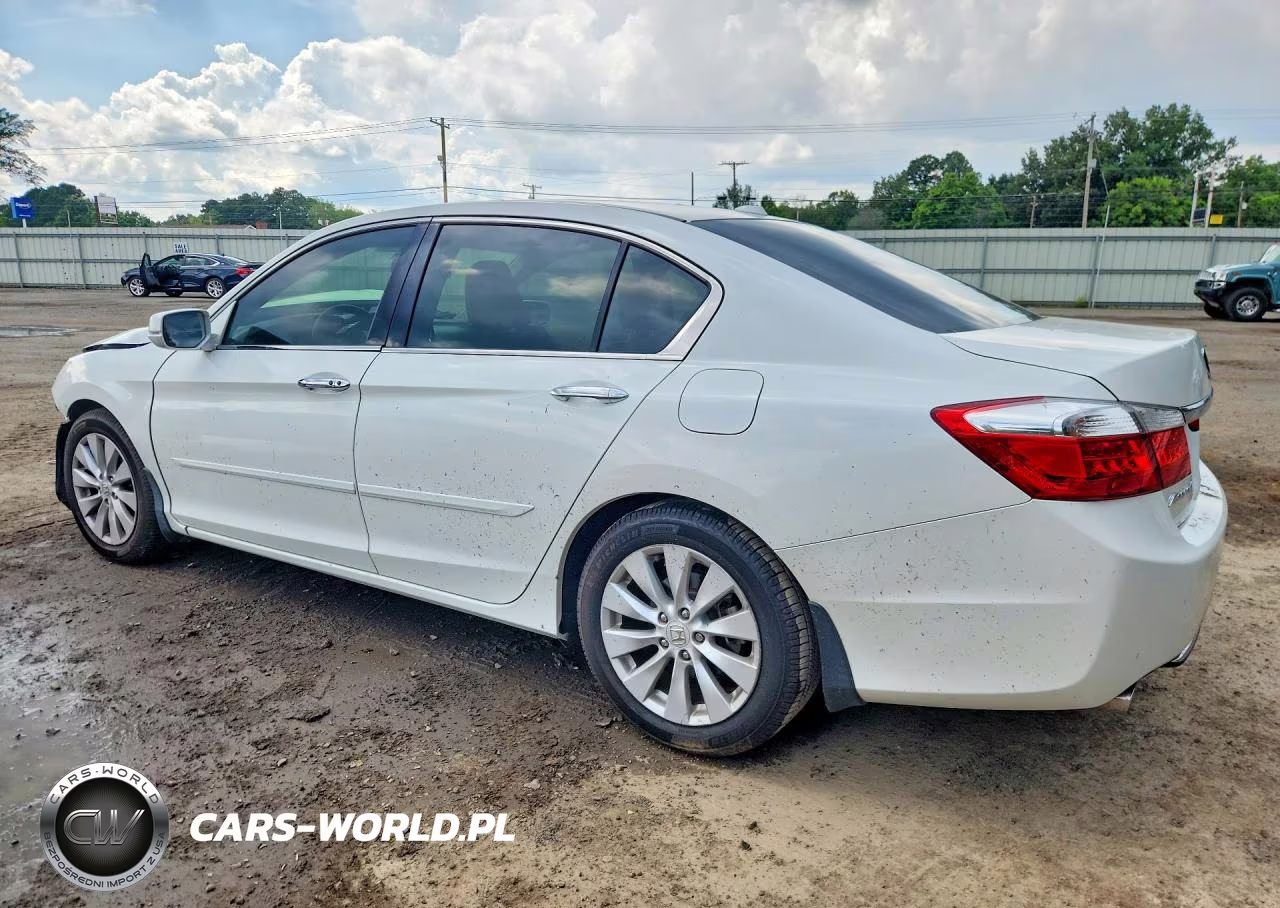2013 Honda Accord Touring VIN:1HGCR3F99DA032926 - 2