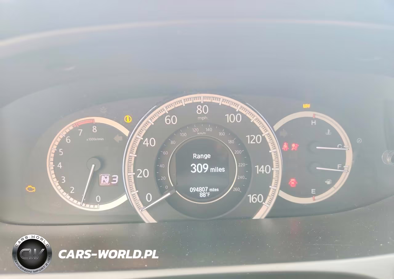 2013 Honda Accord Touring VIN:1HGCR3F99DA032926 - 9
