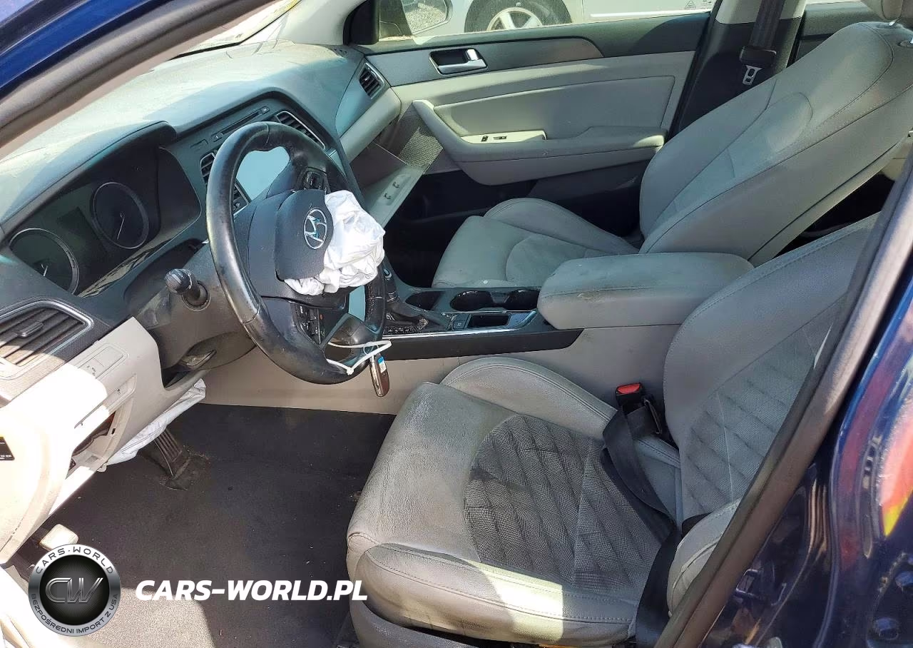 2015 Hyundai Sonata Sport VIN:5NPE34AF4FH200723 - 7