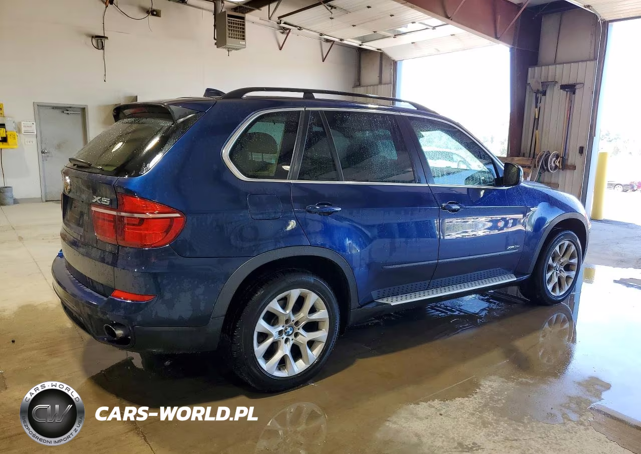 2013 BMW X5 xDrive35I VIN:5UXZV4C56D0B14700 - 3