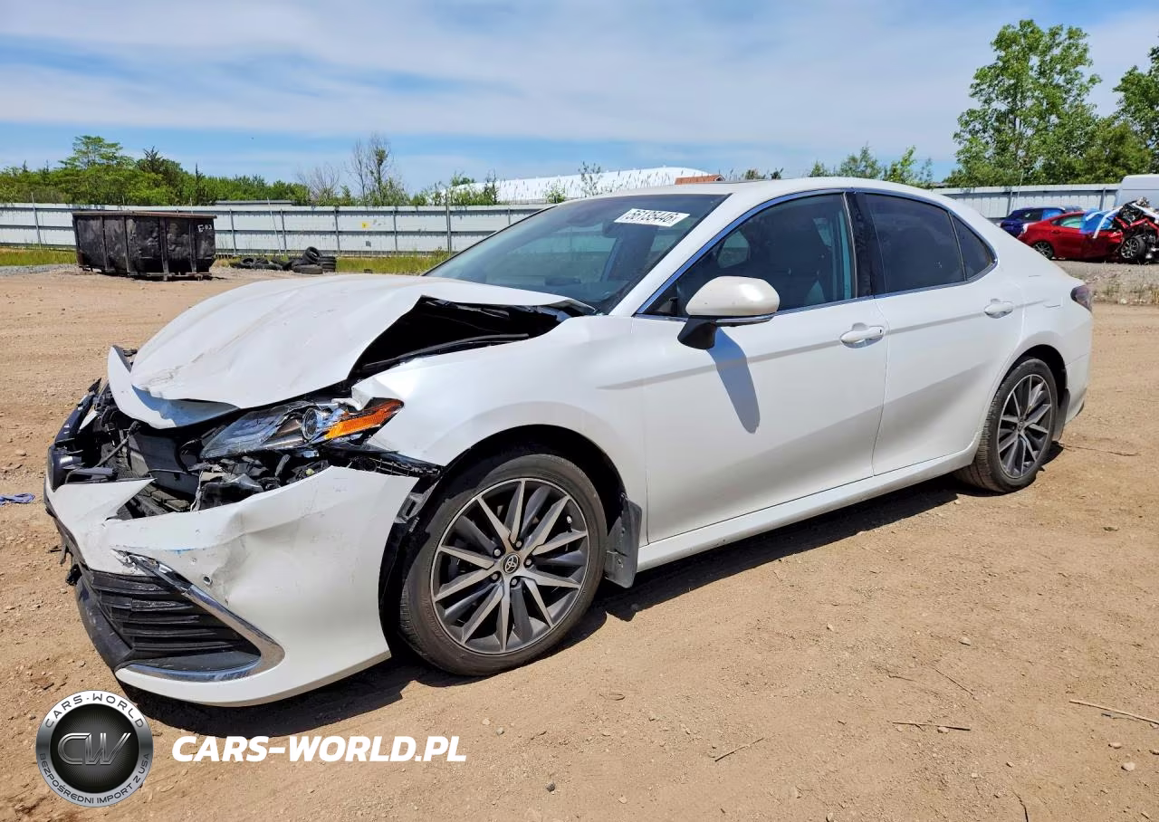 2022 Toyota Camry Xle – zdjęcie 1 z 12
