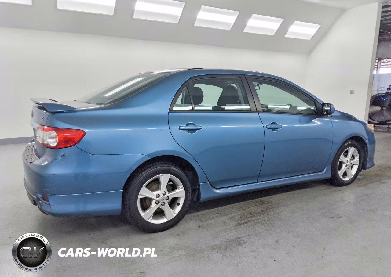 2013 Toyota Corolla S VIN:5YFBU4EE8DP187766 - 3