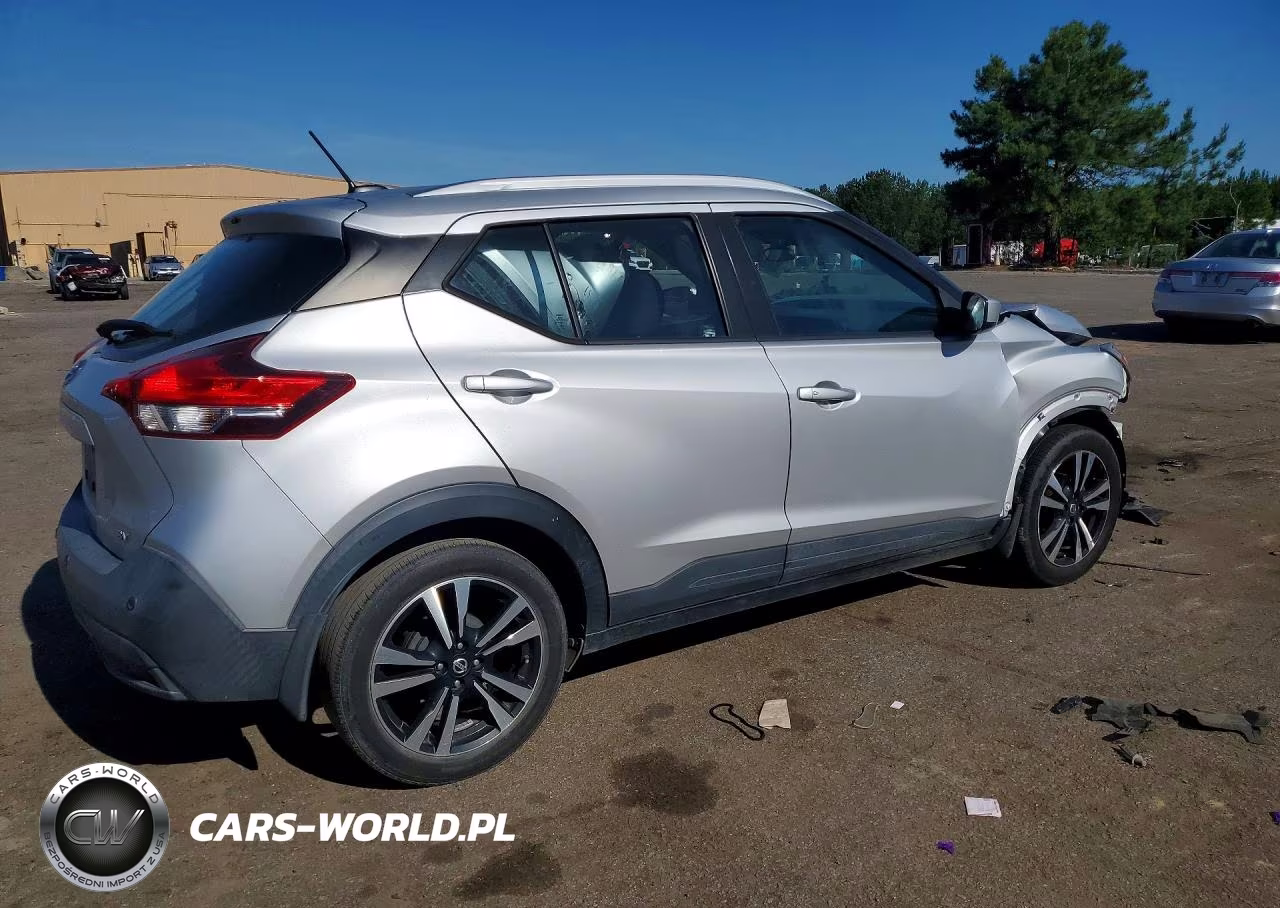 2020 Nissan Kicks Sv VIN:3N1CP5CV8LL551543 - 3