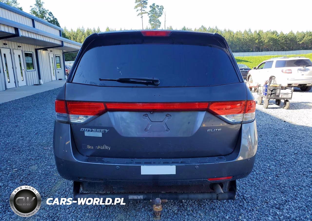 2015 Honda Odyssey Touring VIN:5FNRL5H93FB071444 - 6