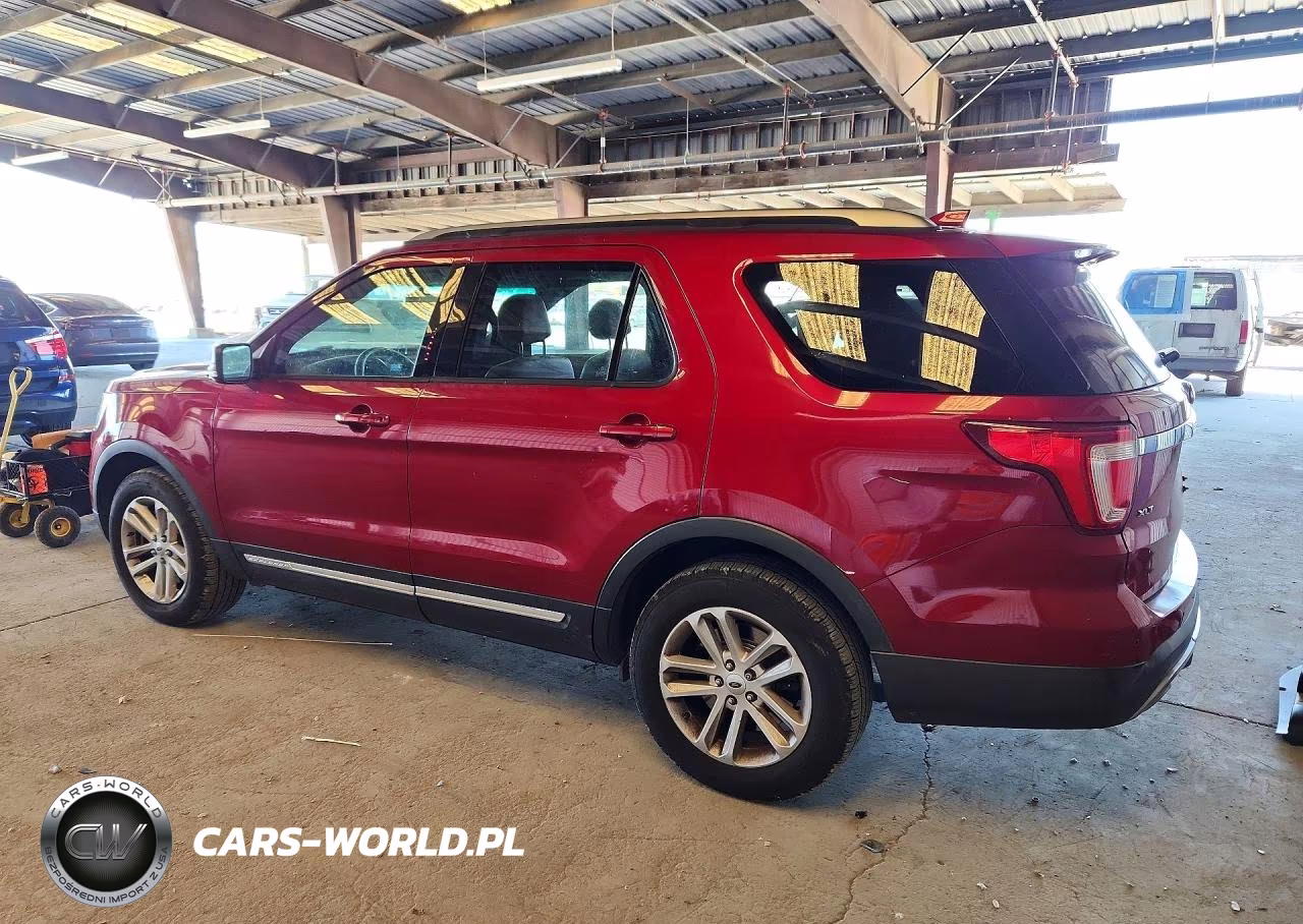 2017 Ford Explorer Xlt VIN:1FM5K7DH7HGB70928 - 2