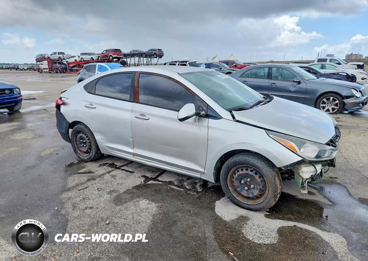 2019 Hyundai Accent Se VIN:3KPC24A34KE047713 - 4