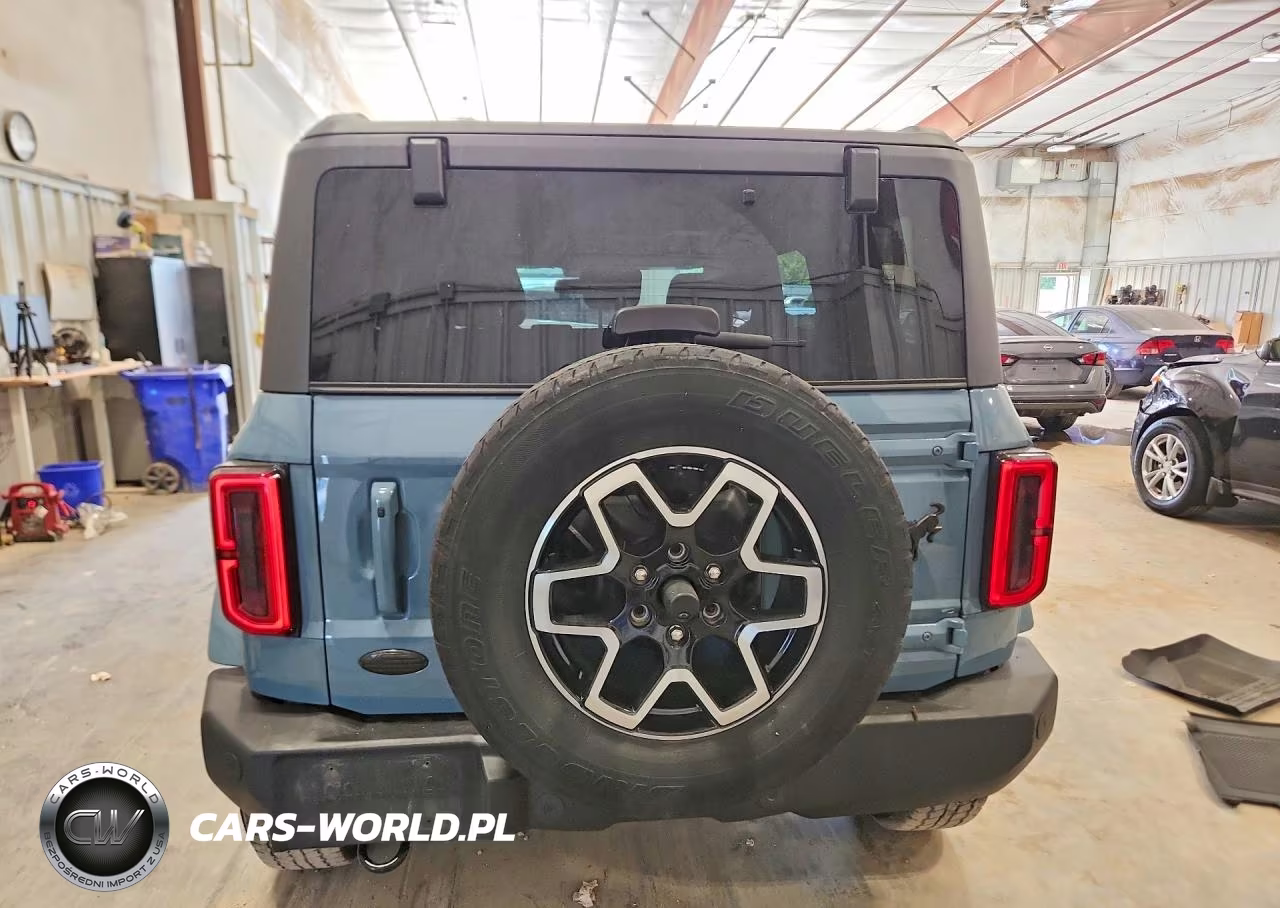 2023 Ford Bronco Base VIN:1FMDE5BH9PLB16109 - 6