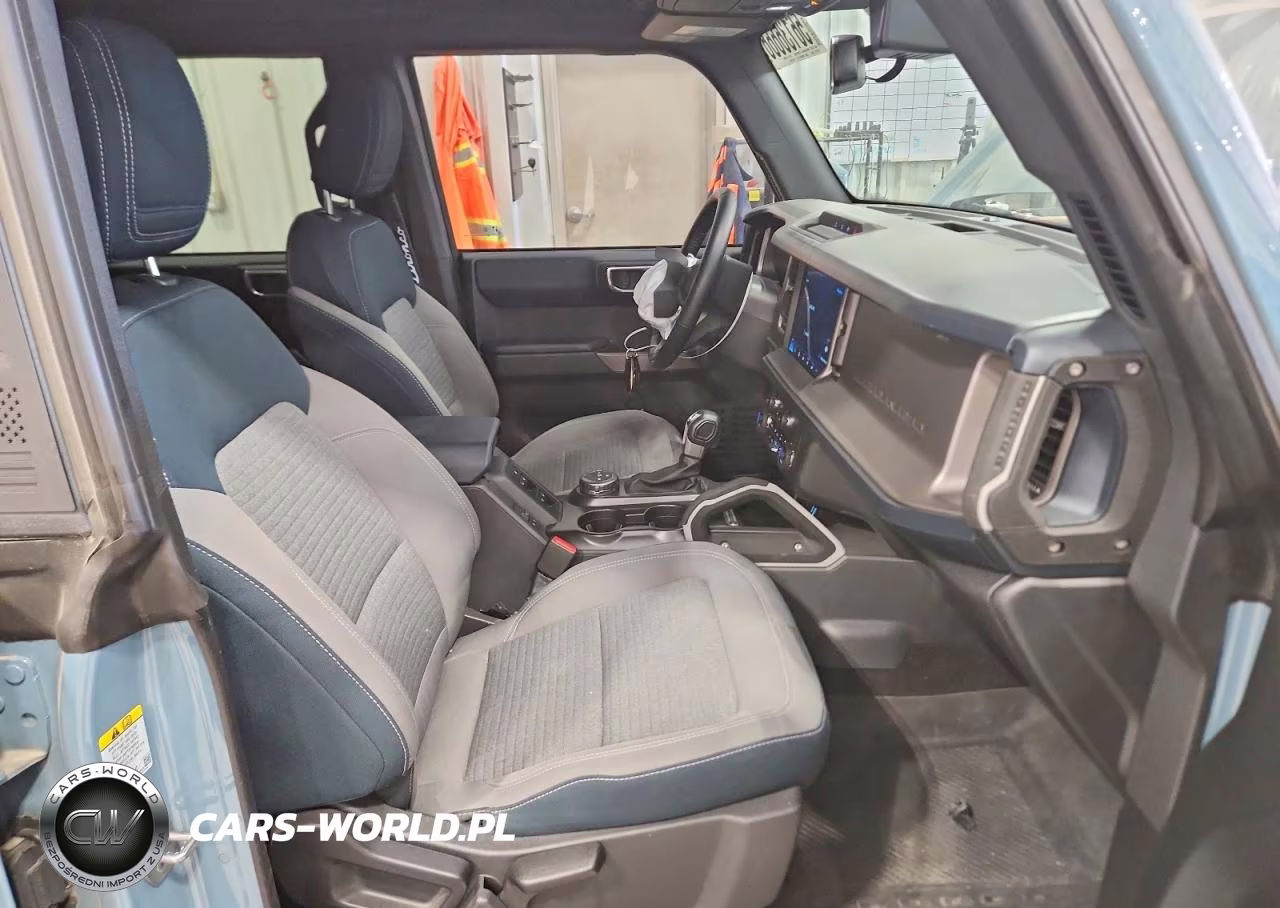 2023 Ford Bronco Base VIN:1FMDE5BH9PLB16109 - 7