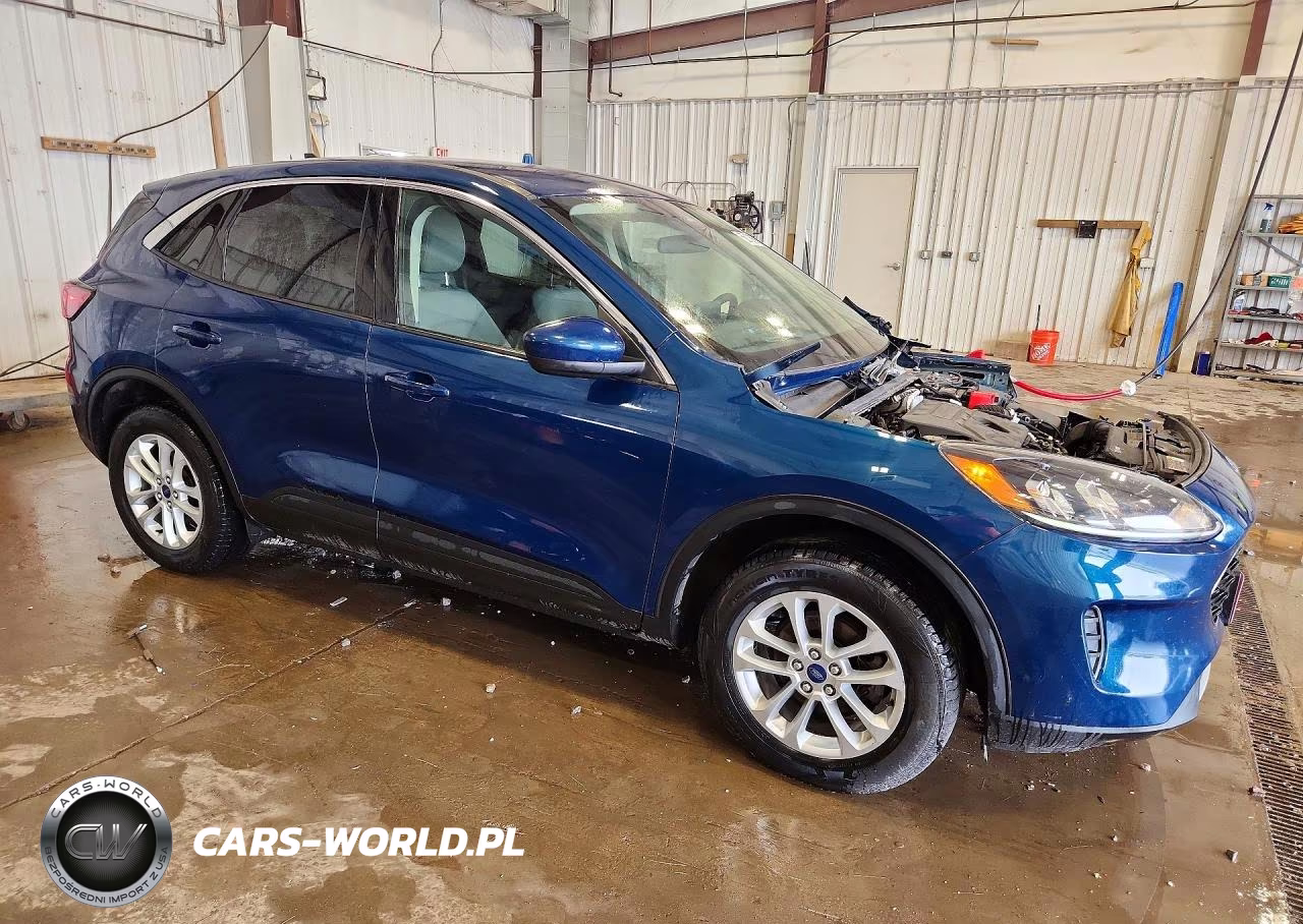 2020 Ford Escape Se VIN:1FMCU9G61LUC26587 - 4