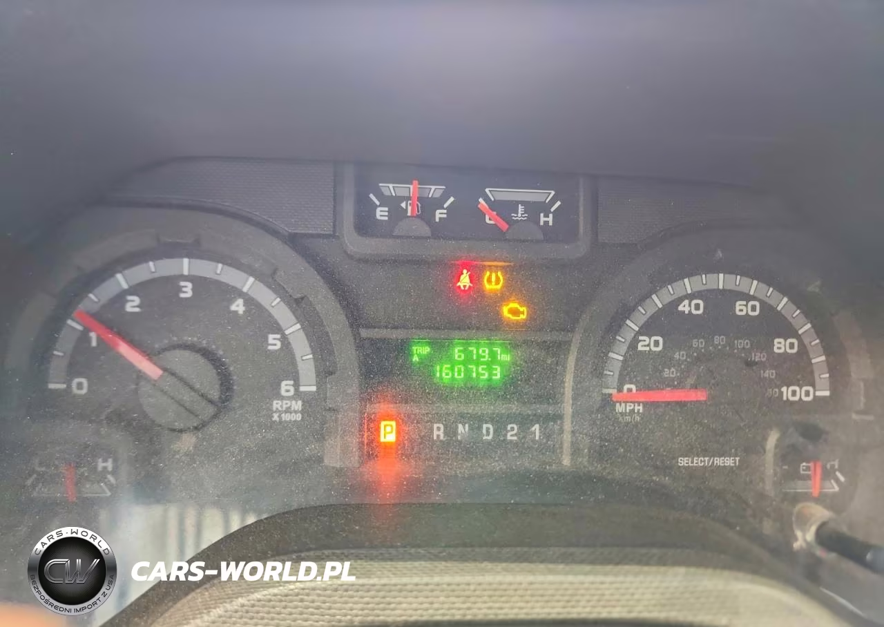 2009 Ford Econoline E250 Van VIN:1FTNE24W99DA24157 - 9