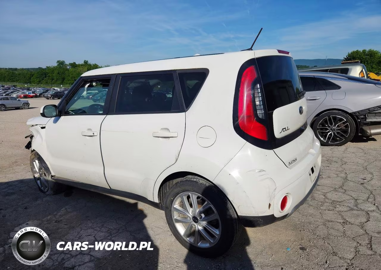 2018 Kia Soul + VIN:KNDJP3A50J7506822 - 2