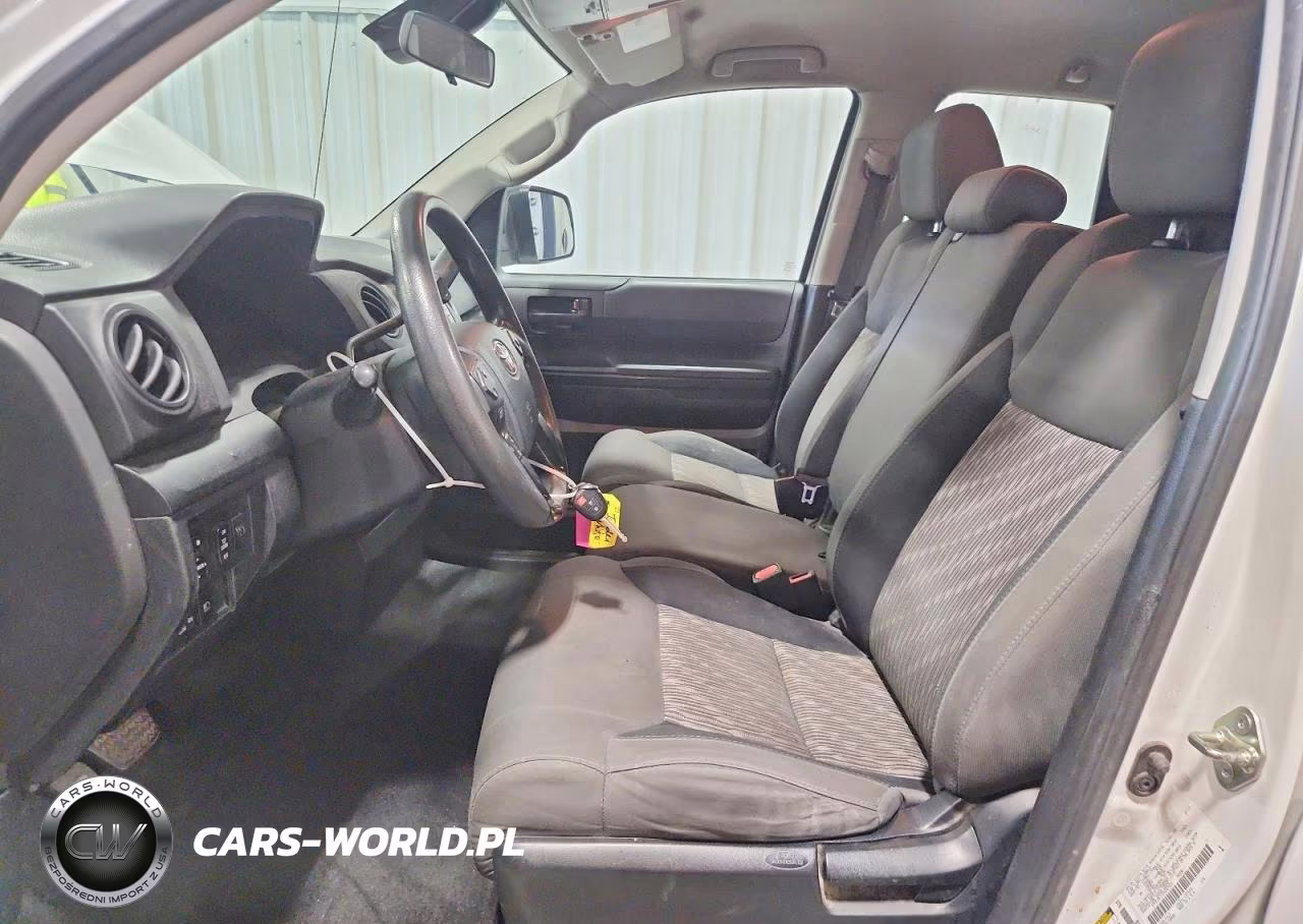 2018 Toyota Tundra Sr VIN:5TFRY5F1XJX242929 - 7