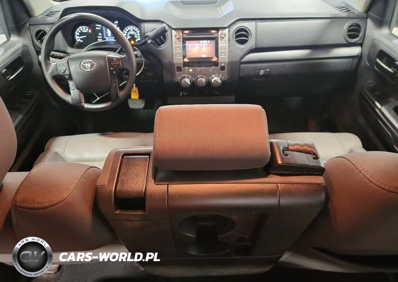 2018 Toyota Tundra Sr VIN:5TFRY5F1XJX242929 - 8