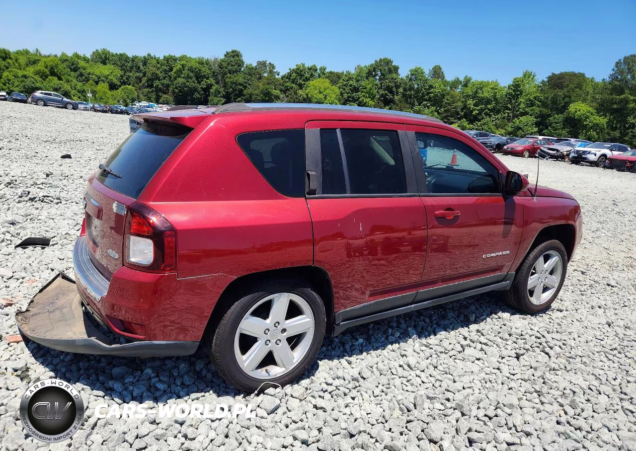 2014 Jeep Compass Latitude VIN:1C4NJCEA2ED887011 - 3