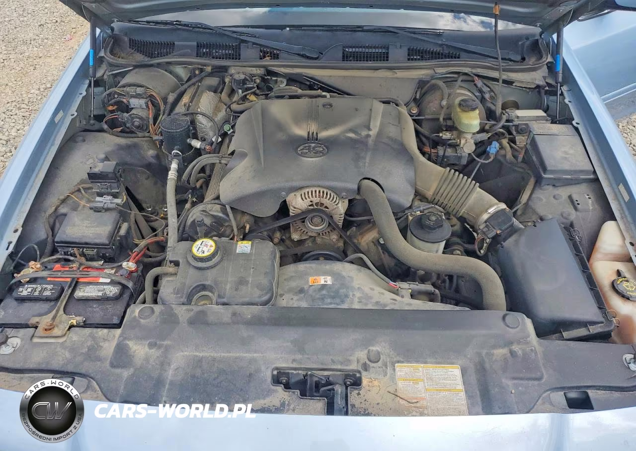 2001 Ford Crown Victoria VIN:2FAFP73W01X178126 - 11