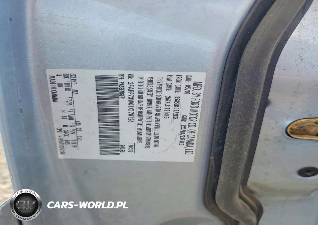 2001 Ford Crown Victoria VIN:2FAFP73W01X178126 - 12