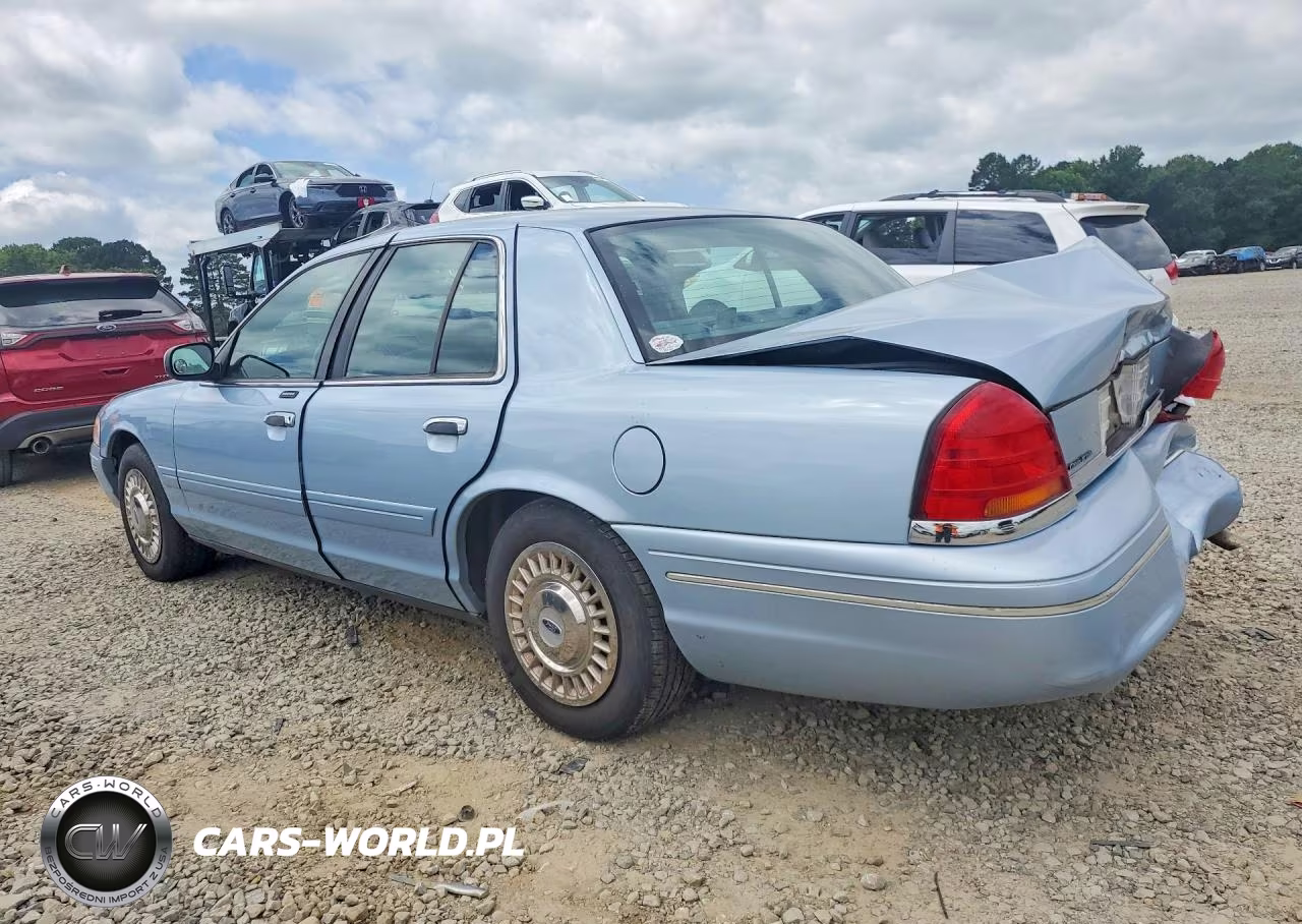 2001 Ford Crown Victoria VIN:2FAFP73W01X178126 - 2
