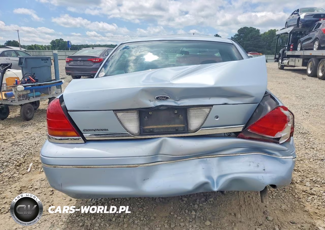 2001 Ford Crown Victoria VIN:2FAFP73W01X178126 - 6
