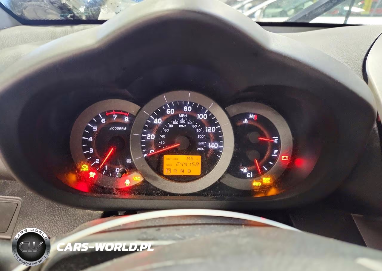 2008 Toyota Rav4 Sport VIN:JTMBK32V486048378 - 9