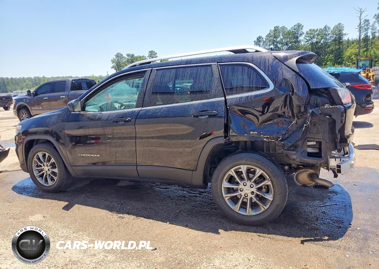 2019 Jeep Cherokee Latitude Plus VIN:1C4PJLLB2KD173587 - 2