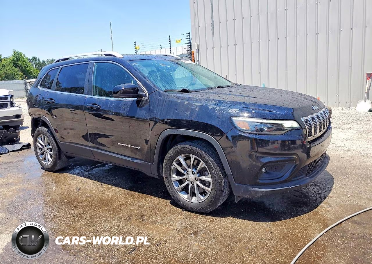2019 Jeep Cherokee Latitude Plus VIN:1C4PJLLB2KD173587 - 4